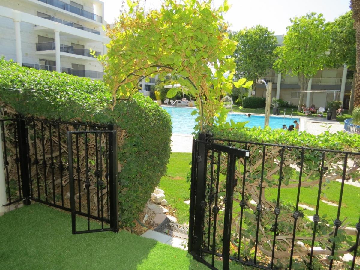 Royal Park- Magical Garden Apartment Eilat Extérieur photo